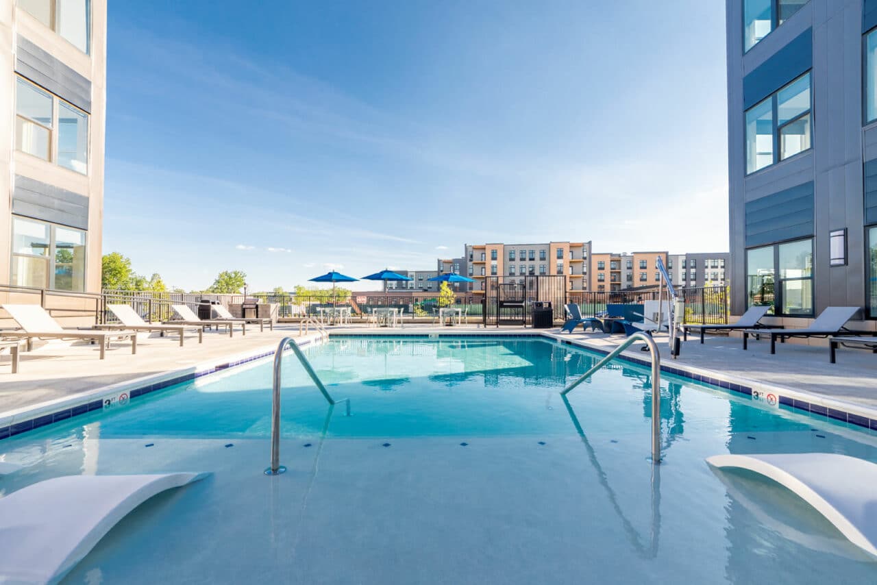 Luxury Apartments in Blue Ash, OH The Approach at Summit Park